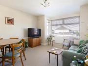Rental! 2 bedroom flat for rent in Muller Road,...
