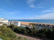 For Rent! 2 bedroom flat for rent in Priory Gardens,...