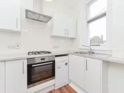 Cheap 2 bedroom property to let in 181 Stroud Green...