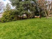 Rental! 2 bedroom property to let in Queensmere Road,...