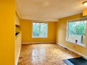 Cozy 2 bedroom Unit With Garage In The Heart Of...