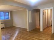 Nice 2 BR 1 BA Ottawa $1,750 /mo 313 Irene Cres