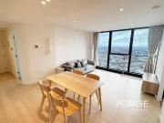 Nice 2 BR 4402/157 Abeckett Street, Melbourne, VIC 3000