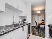 Cheap 2 BR 55389956 28 Forester Crescent #B
