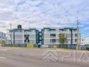 Just in! 2 BR 64/118 Adderton Road, Carlingford, NSW 2118