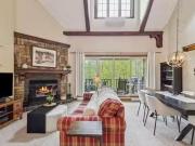 Deal! 2 BR 8 104 Ch. Des Quatre Sommets, Mont Tremblant,...