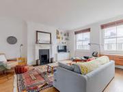 Cozy 2 BR Gloucester Avenue