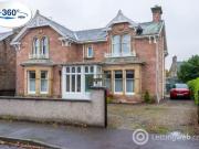 Cozy 2 BR Property to rent in Broadstone Park,...