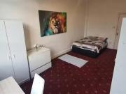 For Rent! 3 BA 7 bedroom house share for rent in...