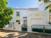 Cozy 3 BDR House Duplex With Patio