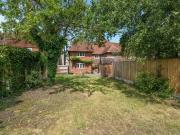 Unique 3 bedroom end of terrace house for rent in King...