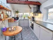 Unique 3 bedroom ground floor flat for rent in Battle...