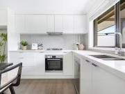 Deal! 3 BR 2/28 Hayfield Road, Mount Waverley, VIC 3149