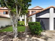 Rental! 3 BR 27/3 Arundel Drive, Arundel, QLD 4214