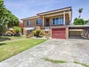 Charming 3 BR 5 Stoddart Place, Dee Why, NSW 2099