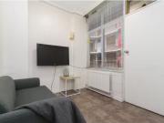 For Rent! 407/500 Flinders Street, Melbourne Apartment...