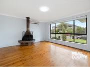 Charming 46 Rugby Crescent, Chipping Norton House for...