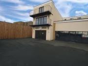 Charming 4 bedroom apartment for rent in Queensbury...
