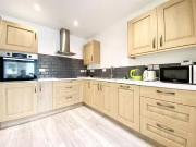 Charming 4 bedroom semi detached house for rent in...