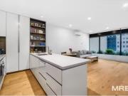 Unique 502/301 King Street, MELBOURNE Apartment for rent...