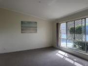 Rental! 5/137 Freshwater Street, Torquay, QLD 4655