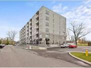 New 513 364 Grand Avenue East, Chatham, ON, N7L 1W6...