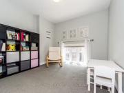 New 53869405 200 Annette Street