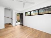 Deal! 5/49 Noble Street, Clayfield, QLD 4011