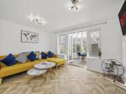 Cheap 5 bedroom terraced house for rent in Lodge Road,...