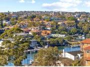 Deal! 801/54 High Street, North Sydney Apartment for...