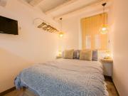 Cozy and modern studio in central Barcelona