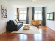 Cozy and peaceful apartment near Hackescher Markt,...