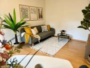 Cozy Apartment direct in the City huge balcony, Dresden...