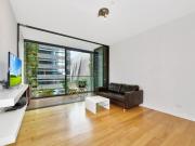 COZY APARTMENT IN THE HEART OF THE CITY