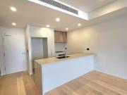 Just in! B622/22 George Julius Avenue, Zetland, NSW 2017