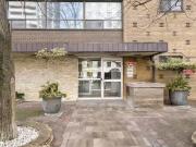 Charming Bachelor Unit 703 Caribbean Apts