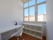 Cozy double bedroom in Alameda Room 8