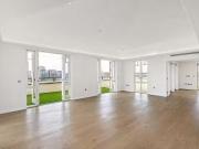 Cozy Flat to rent in Carnwath Road, London SW6