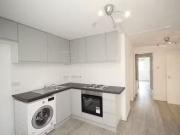 Rental! Flat to rent in Conifer Way, Wembley,...