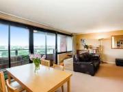 Just in! Flat to rent in Cresta House, Finchley Road,...