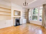 Rental! Flat to rent in Dinsmore Road, Balham, London SW12