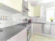 Charming Flat to rent in Latchmere Road, London SW11