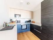 Cheap Flat to rent in Pinnacle Apartments, Croydon CR0