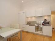 Rental! Flat to rent in Queens Gardens, Bayswater W2
