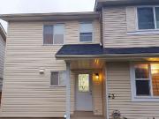 Cozy Furnished Bachelor Suite 10 Minutes to Downtown Calgary