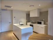 Nice ID:21149623/8 Bank Street, West End Apartment for...