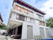 Cozy Modern Townhouse For Sale in New Manila, Quezon City
