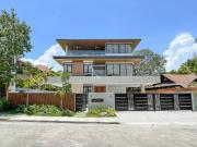 Cozy Modern Tropical House and Lot For Sale in Ayala...