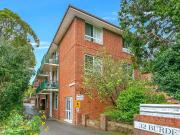 Cozy One Bedroom Unit in Heart of Hornsby