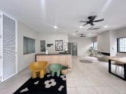 Cozy Room KL City – Swing & Pillows near MRT Kentonmen